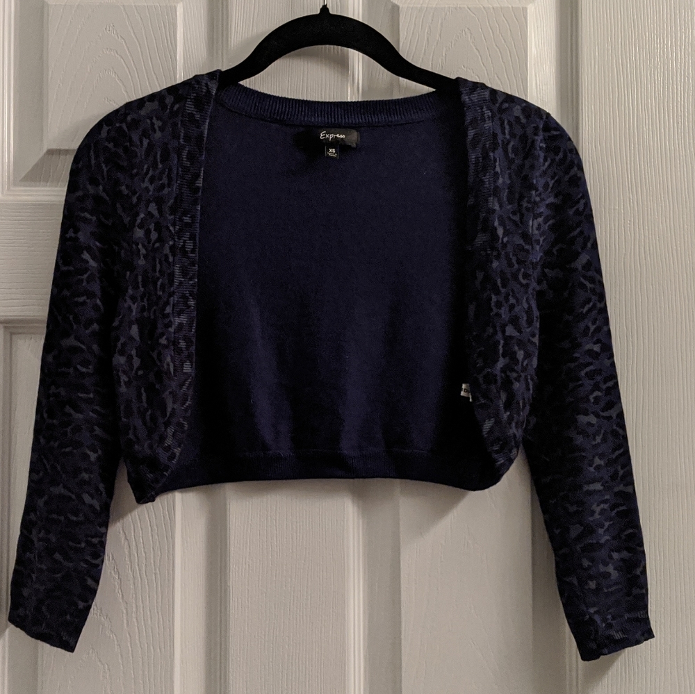 NEW Express blue leopard 3/4 sleeve crop sweater XS